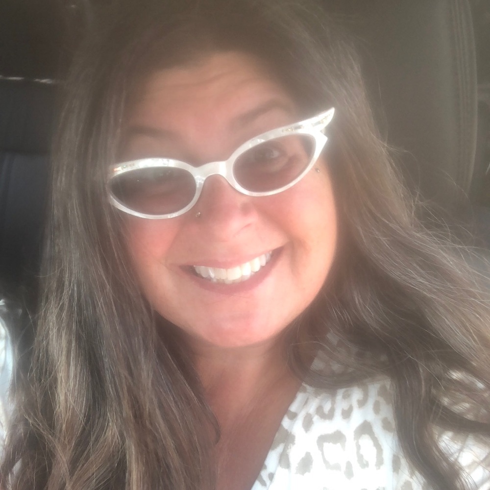 Meet your Posher, Amy